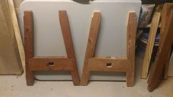 P_20170925_174943.jpg (2.02 MiB) Viewed 50215 times Comyn makes one leg for a new Clann table!