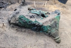 Celtic-LaTene-Helm-Poland.png (1009.32 KiB) Viewed 56197 times Celtic La Tene helm found in Poland